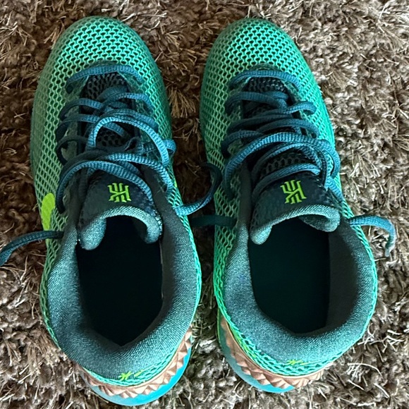 kyrie green and gold